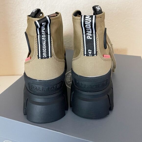 Palladium Revolt Hi TX boots combat hiking boots in Olive. Gorpcore sz 9. New - Picture 8 of 10